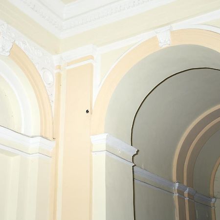 Budapest Tourist Apartments - Jozsef Koerut Δωμάτιο φωτογραφία