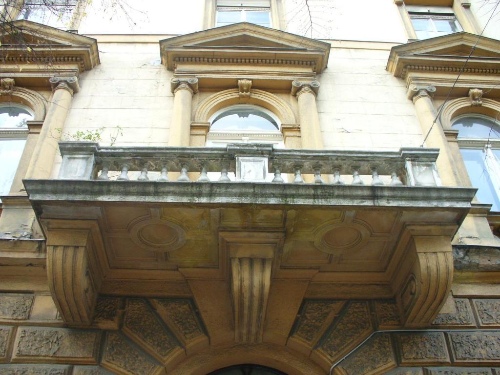 Budapest Tourist Apartments - Jozsef Koerut Εξωτερικό φωτογραφία