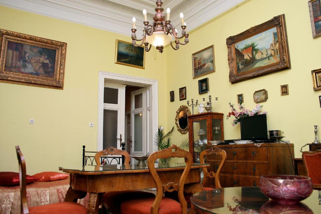 Budapest Tourist Apartments - Jozsef Koerut Εξωτερικό φωτογραφία