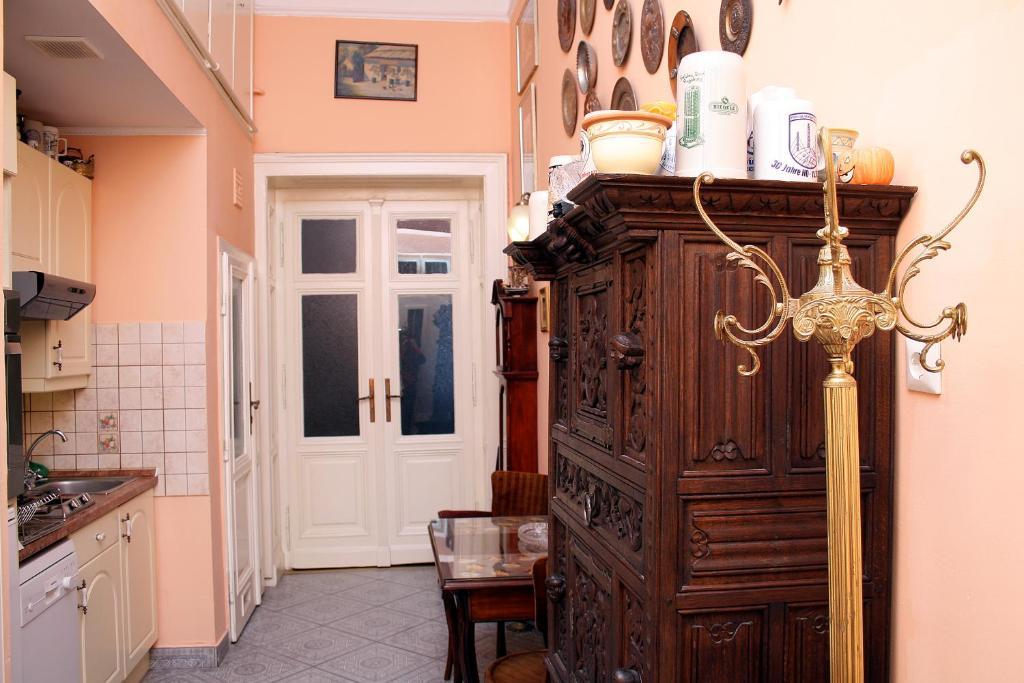 Budapest Tourist Apartments - Jozsef Koerut Εξωτερικό φωτογραφία